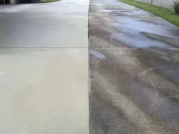 Driveway & Sidewalk Washing
